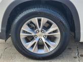 Thumbnail of 2015 White Toyota Highlander