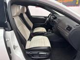 Thumbnail of 2017 Pure White Volkswagen Jetta