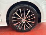 Thumbnail of 2017 Pure White Volkswagen Jetta