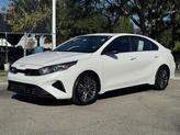 Thumbnail of 2023 Snow White Pearl Kia Forte