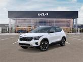 Photo of 2025 Clear White / Black Roof Kia Seltos