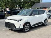Thumbnail of 2025 Clear White / Black Roof Kia Soul