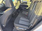 Thumbnail of 2023 Glacial White Pearl Kia Sorento