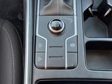 Thumbnail of 2023 Glacial White Pearl Kia Sorento