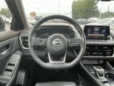 Thumbnail of 2023 2 Tone White / Black Roof Nissan Rogue