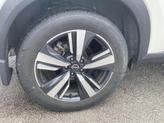 Thumbnail of 2023 2 Tone White / Black Roof Nissan Rogue