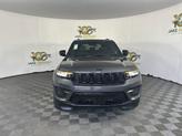 Thumbnail of 2025 Metallic Jeep Grand Cherokee