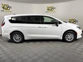 Thumbnail of 2026 Bright White Clearcoat Chrysler Voyager