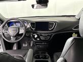 Thumbnail of 2026 Bright White Clearcoat Chrysler Voyager