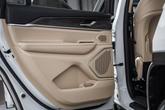 Thumbnail of 2022 Bright White Clearcoat Jeep Grand Cherokee L