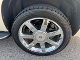 Thumbnail of 2007 White Diamond Tricoat Cadillac Escalade ESV