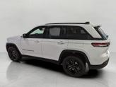 Thumbnail of 2025 Bright White Clearcoat Jeep Grand Cherokee