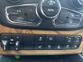 Thumbnail of 2016 Brilliant Black Crystal Pearlcoat RAM 1500