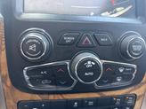Thumbnail of 2016 Brilliant Black Crystal Pearlcoat RAM 1500