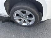Thumbnail of 2019 White Frost Tricoat GMC Yukon