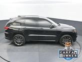 Thumbnail of 2021 Diamond Black Crystal Pearlcoat Jeep Grand Cherokee