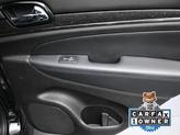 Thumbnail of 2021 Diamond Black Crystal Pearlcoat Jeep Grand Cherokee