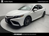 Photo of 2021 Super White Toyota Camry