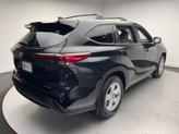 Thumbnail of 2022 Midnight Black Metallic Toyota Highlander