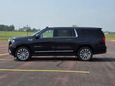 Thumbnail of 2022 Midnight Blue Metallic GMC Yukon XL