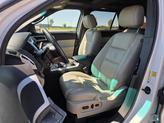 Thumbnail of 2015 White Platinum Metallic Tri-Coat Ford Explorer
