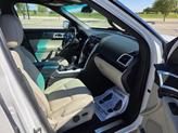 Thumbnail of 2015 White Platinum Metallic Tri-Coat Ford Explorer