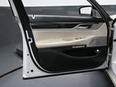 Thumbnail of 2016 Mineral White Metallic BMW 750