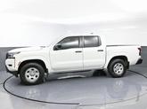 Thumbnail of 2022 Glacier White Nissan Frontier