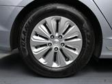 Thumbnail of 2016 Pewter Gray Metallic Hyundai SONATA Hybrid