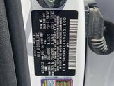 Thumbnail of 2022 Glacial White Pearl Kia Sorento