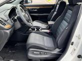 Thumbnail of 2017 White Diamond Pearl Honda CR-V