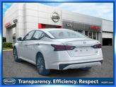 Thumbnail of 2024 Pearl White Tricoat Nissan Altima