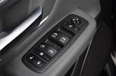 Thumbnail of 2023 Diamond Black Crystal Pearlcoat RAM 1500