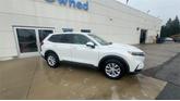 Thumbnail of 2025 Platinum White Pearl Honda CR-V