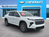 Photo of 2025 Summit White Chevrolet Traverse