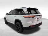 Thumbnail of 2025 Bright White Clearcoat Jeep Grand Cherokee
