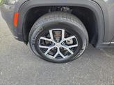 Thumbnail of 2024 Baltic Gray Metallic Clearcoat Jeep Grand Cherokee L