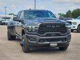Photo of 2025 Granite Crystal Clearcoat Metallic RAM 3500