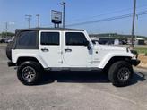 Thumbnail of 2017 Bright White Clearcoat Jeep Wrangler Unlimited