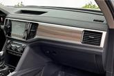 Thumbnail of 2023 Opal White Pearl Effect Volkswagen Atlas