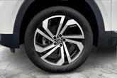 Thumbnail of 2023 Opal White Pearl Effect Volkswagen Atlas