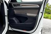 Thumbnail of 2023 Opal White Pearl Effect Volkswagen Atlas