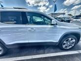 Thumbnail of 2019 Summit White GMC Acadia