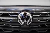 Thumbnail of 2025 Pure White Volkswagen Atlas
