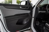 Thumbnail of 2025 Pure White Volkswagen Atlas