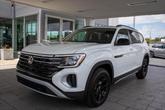 Thumbnail of 2025 Pure White Volkswagen Atlas