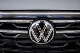 Thumbnail of 2025 Pure White Volkswagen Atlas
