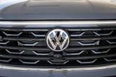 Thumbnail of 2025 Pure Gray Volkswagen Atlas