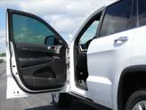 Thumbnail of 2017 Bright White Clearcoat Jeep Grand Cherokee