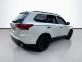 Thumbnail of 2019 Pearl White Mitsubishi Outlander